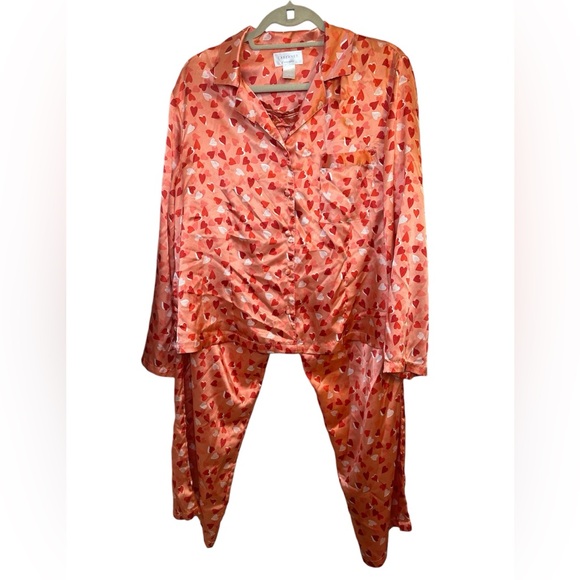 Cabernet | Soft Coral Hearts Robe, Top & Bottom Set Size Top & Bottom L Robe XL - Picture 4 of 8